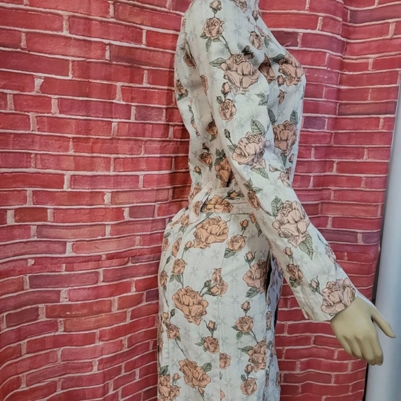 Floral print belted walking coat - Picture 3 of 9